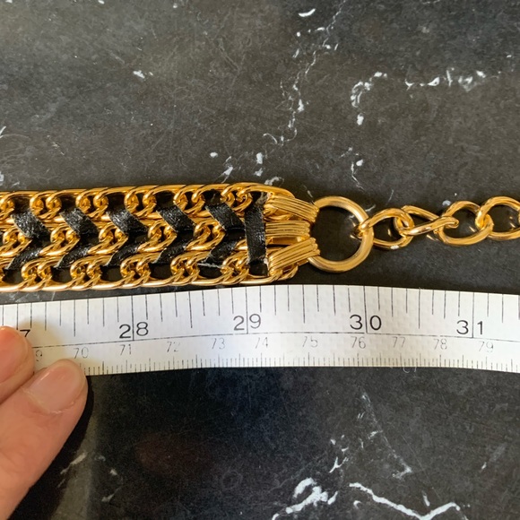 VINTAGE 90’s GOLD AND FAUX LEATHER WOVEN BELT - Picture 4 of 5